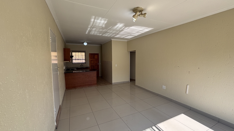 To Let 2 Bedroom Property for Rent in Kyalami Hills Gauteng