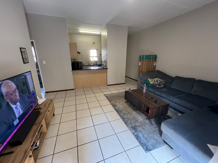 2 Bedroom Property for Sale in Lonehill Gauteng