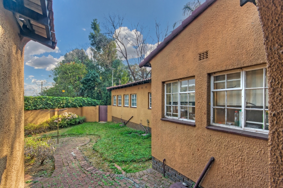 4 Bedroom Property for Sale in Morningside Manor Gauteng