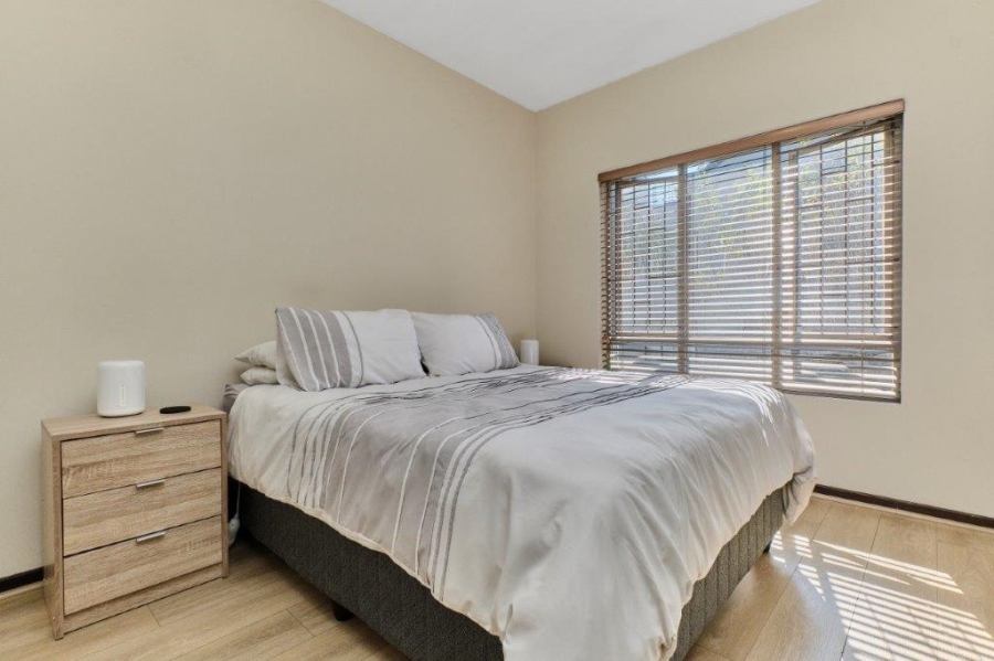 1 Bedroom Property for Sale in Sunninghill Gauteng