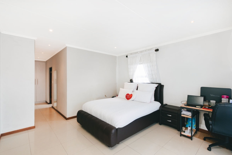 4 Bedroom Property for Sale in Kyalami Gauteng