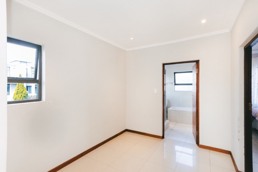4 Bedroom Property for Sale in Kyalami Gauteng