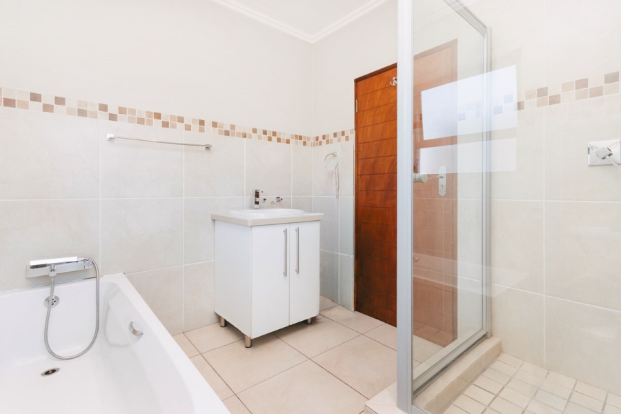 4 Bedroom Property for Sale in Kyalami Gauteng