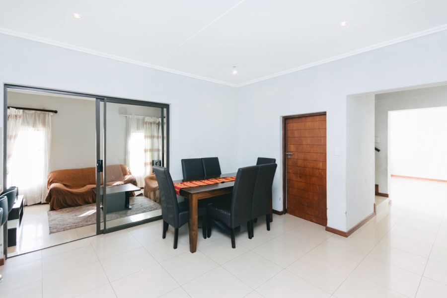 4 Bedroom Property for Sale in Kyalami Gauteng