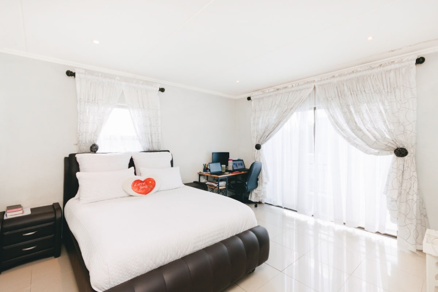 4 Bedroom Property for Sale in Kyalami Gauteng