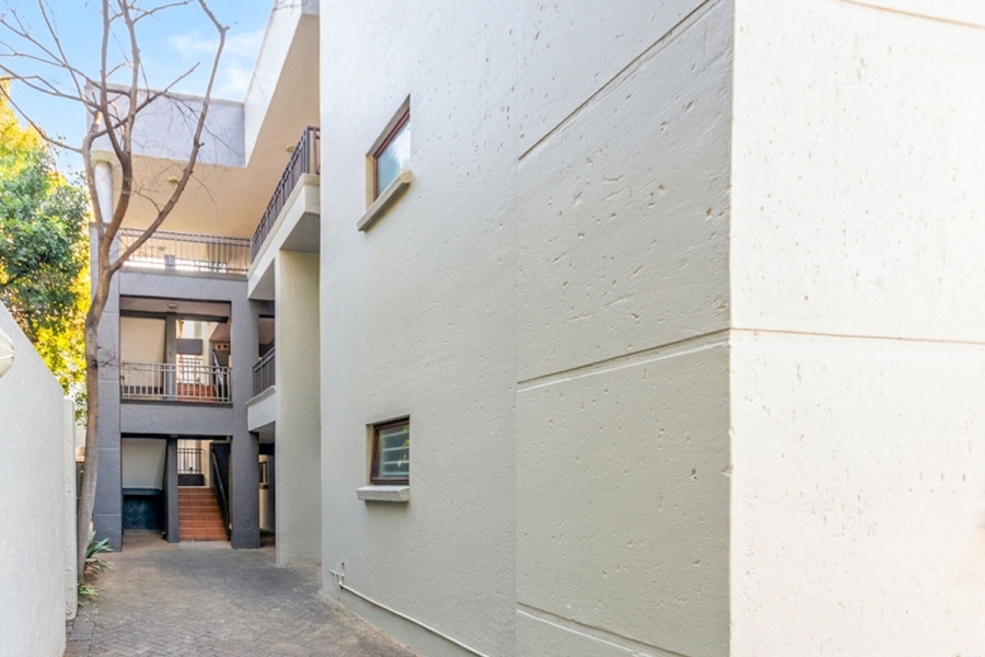 1 Bedroom Property for Sale in Strathavon Gauteng