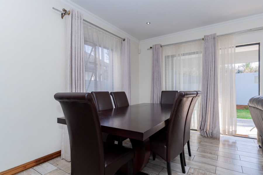 5 Bedroom Property for Sale in Pomona Gauteng