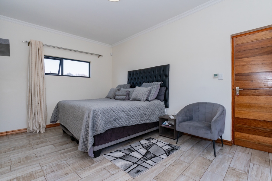 5 Bedroom Property for Sale in Pomona Gauteng