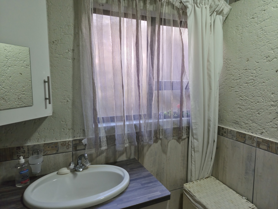 1 Bedroom Property for Sale in Auckland Park Gauteng