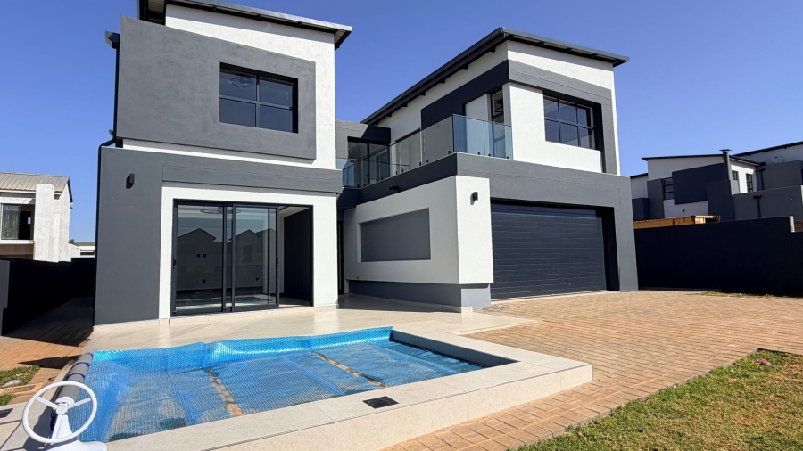 4 Bedroom Property for Sale in Fountainbrook Estate Gauteng