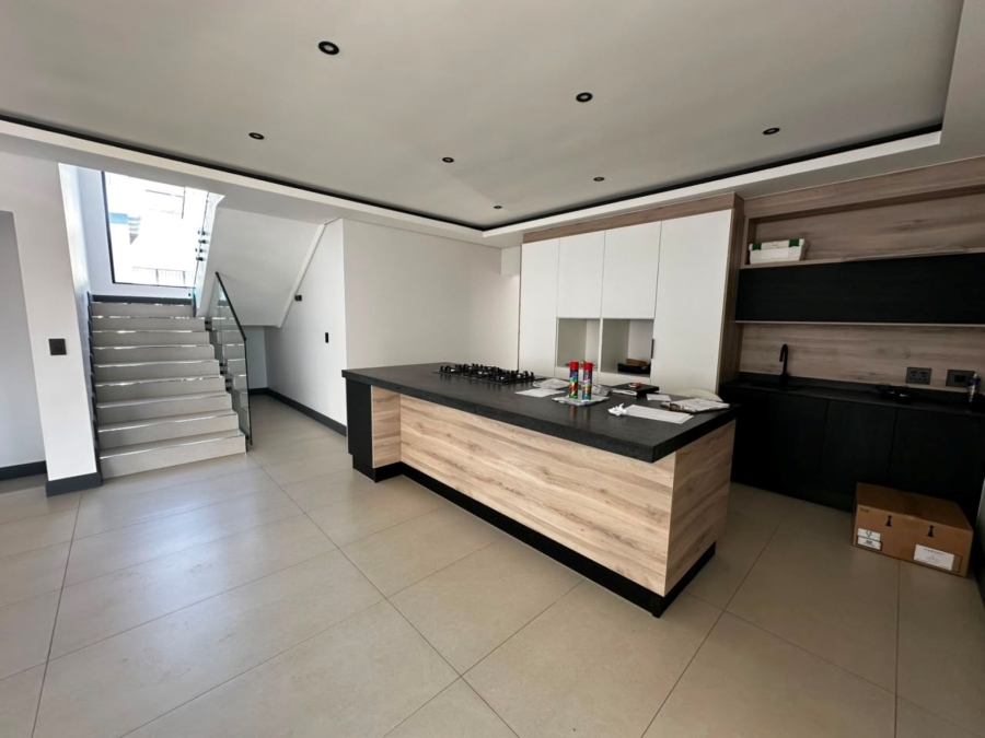 4 Bedroom Property for Sale in Fountainbrook Estate Gauteng