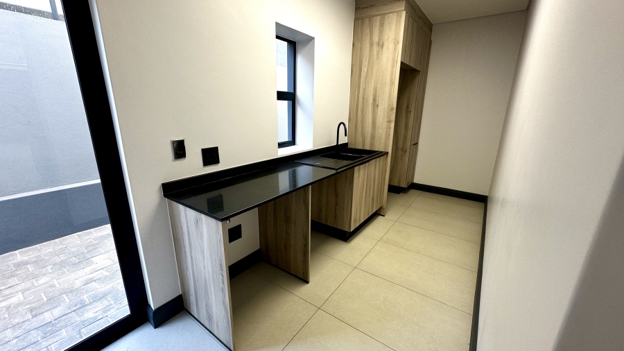 4 Bedroom Property for Sale in Fountainbrook Estate Gauteng