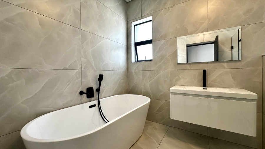 4 Bedroom Property for Sale in Fountainbrook Estate Gauteng