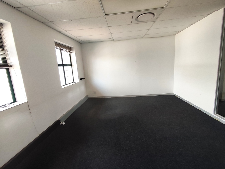 To Let Commercial Property for Rent in Hyde Park Gauteng