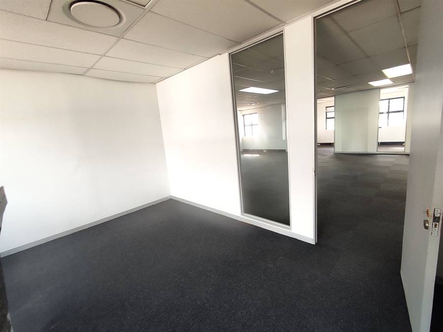 To Let Commercial Property for Rent in Hyde Park Gauteng