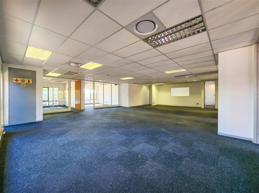 To Let Commercial Property for Rent in Magaliessig Gauteng