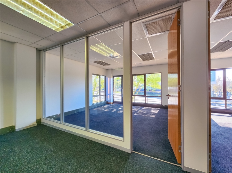 To Let Commercial Property for Rent in Magaliessig Gauteng