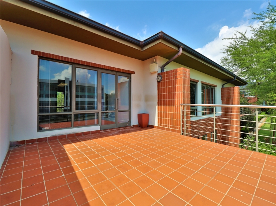 To Let Commercial Property for Rent in Magaliessig Gauteng