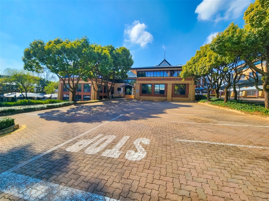 To Let Commercial Property for Rent in Constantia Kloof Gauteng
