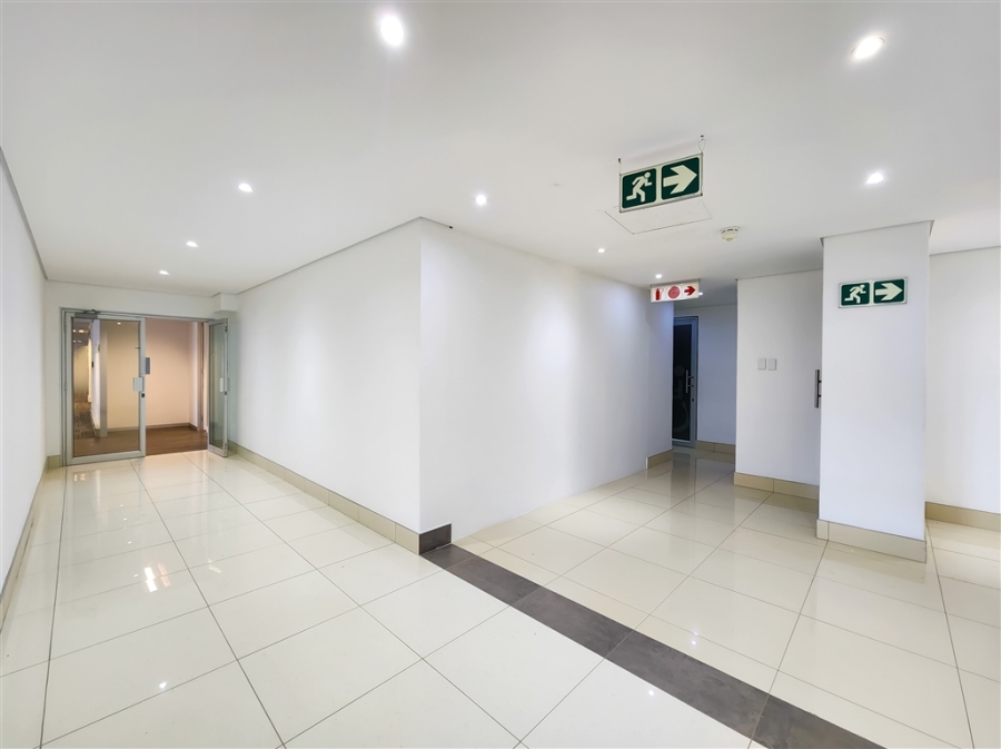 To Let Commercial Property for Rent in Constantia Kloof Gauteng