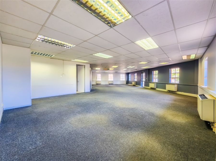 To Let Commercial Property for Rent in Fourways Gauteng