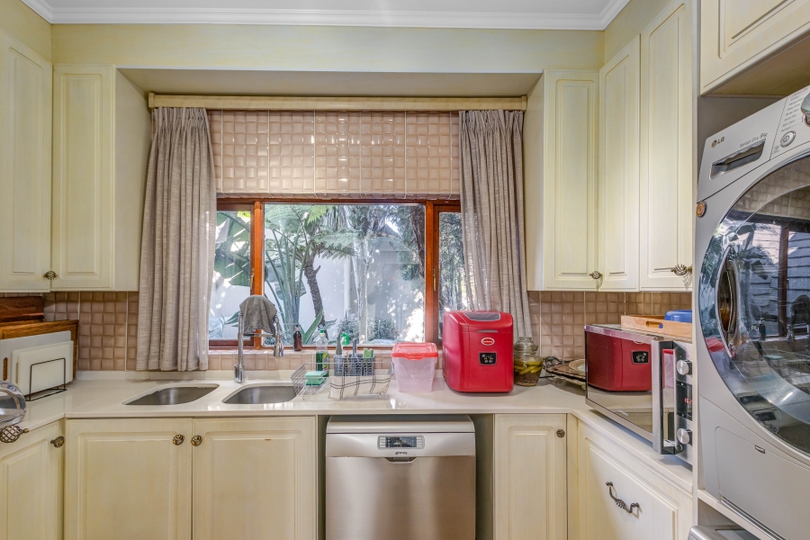 4 Bedroom Property for Sale in Kyalami Estates Gauteng