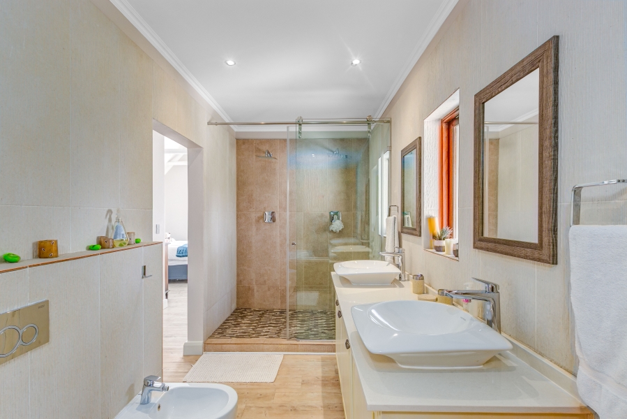4 Bedroom Property for Sale in Kyalami Estates Gauteng
