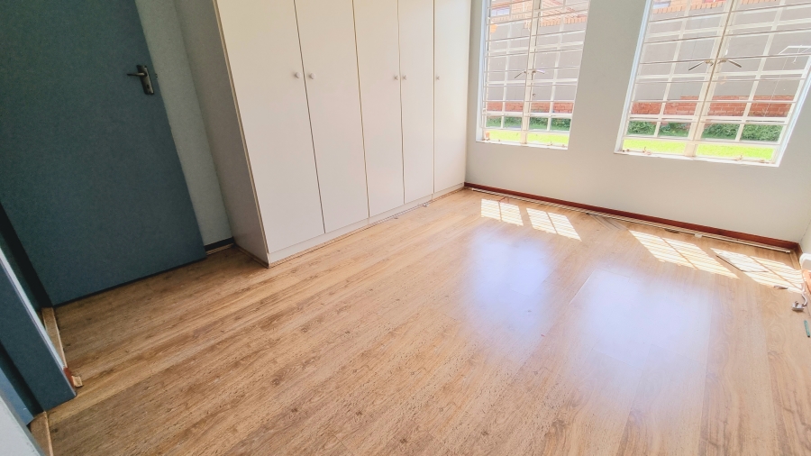 3 Bedroom Property for Sale in Halfway Gardens Gauteng