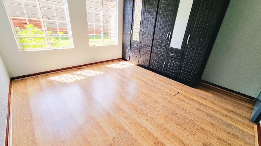 3 Bedroom Property for Sale in Halfway Gardens Gauteng