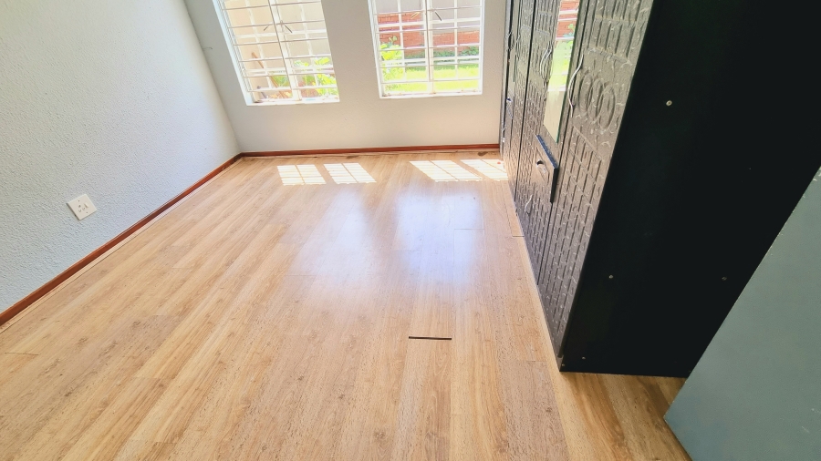 3 Bedroom Property for Sale in Halfway Gardens Gauteng