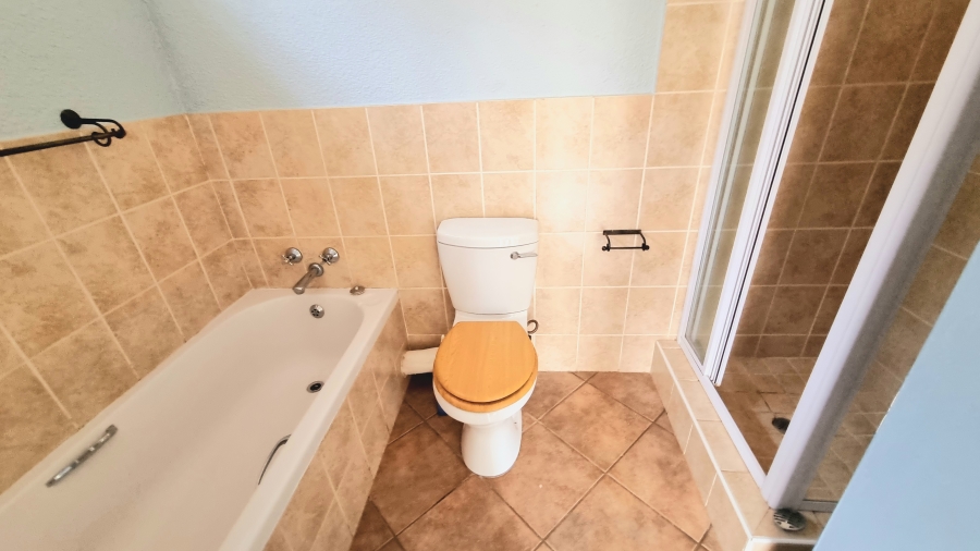 3 Bedroom Property for Sale in Halfway Gardens Gauteng