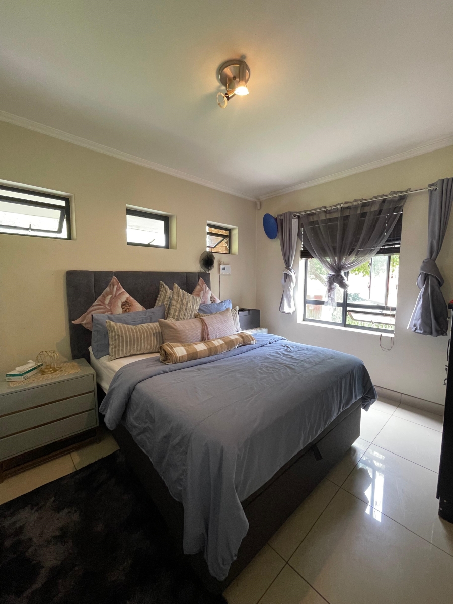 To Let 2 Bedroom Property for Rent in North Riding Gauteng