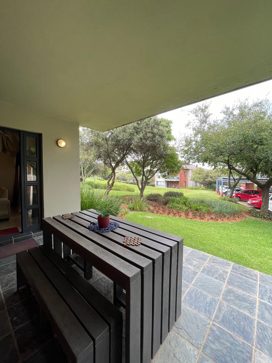 To Let 2 Bedroom Property for Rent in North Riding Gauteng