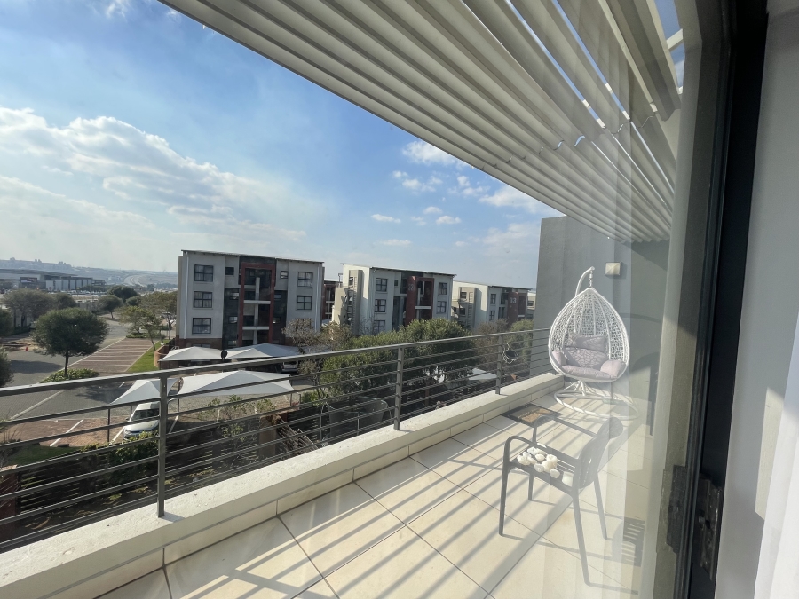 To Let 2 Bedroom Property for Rent in Broadacres Gauteng