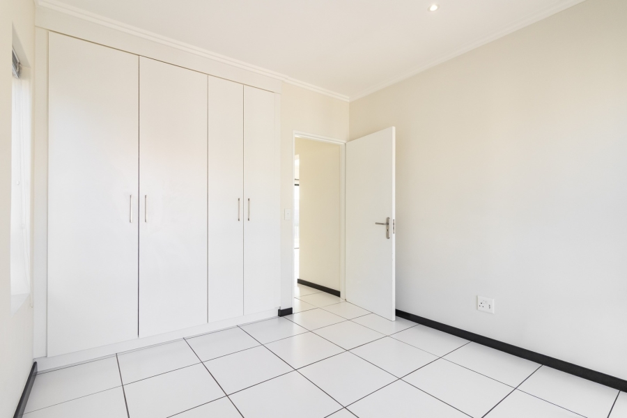 To Let 2 Bedroom Property for Rent in Lonehill Gauteng