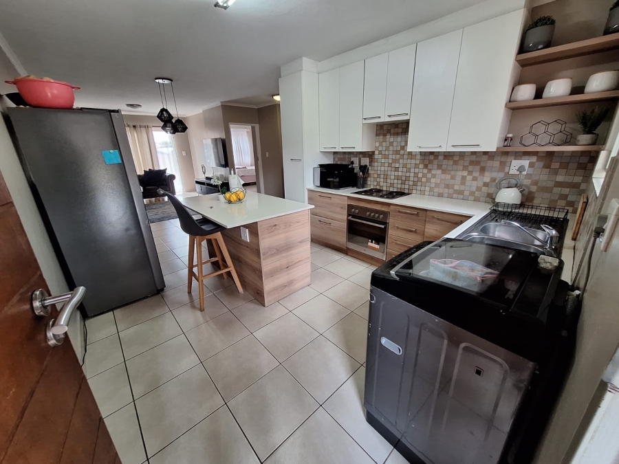 2 Bedroom Property for Sale in Montana Park Gauteng