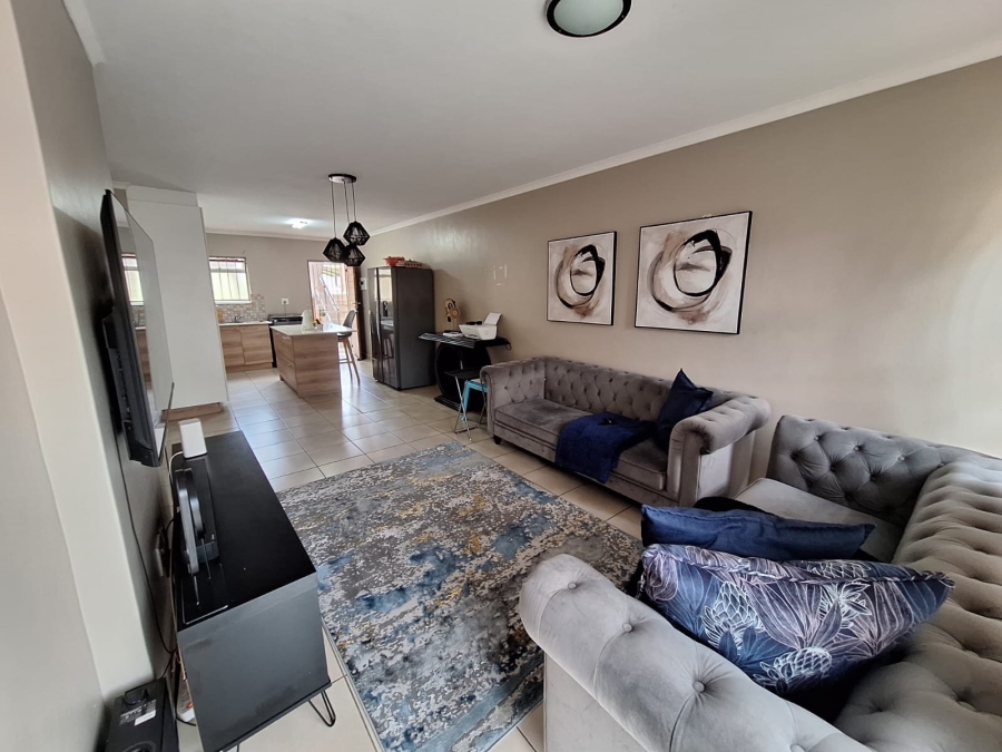 2 Bedroom Property for Sale in Montana Park Gauteng