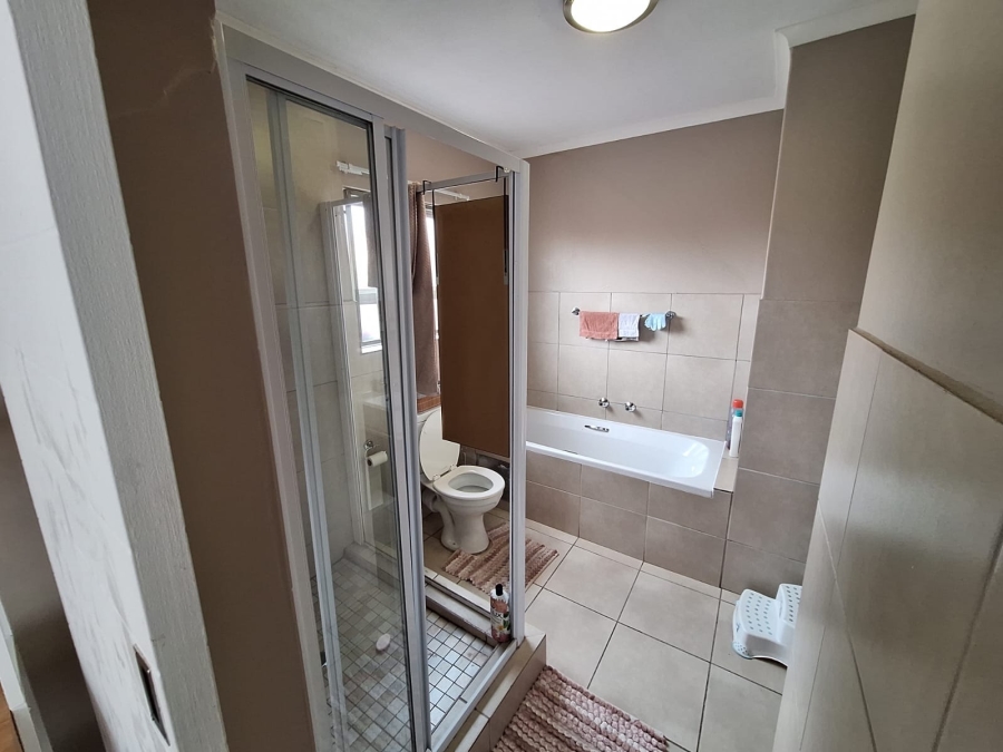 2 Bedroom Property for Sale in Montana Park Gauteng