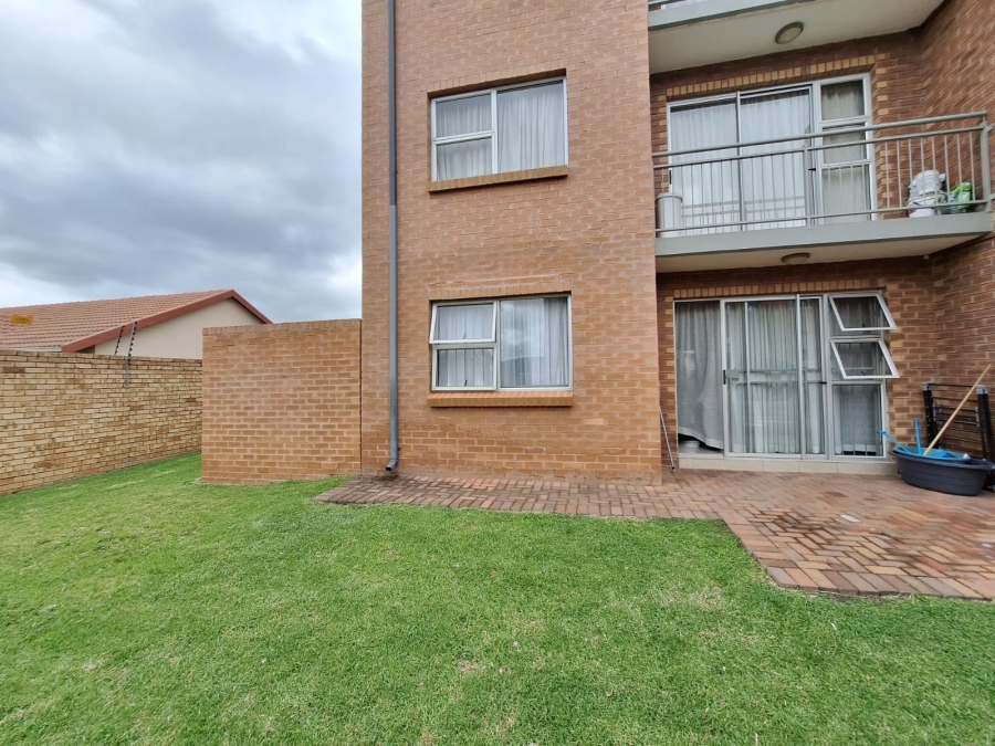 2 Bedroom Property for Sale in Montana Park Gauteng