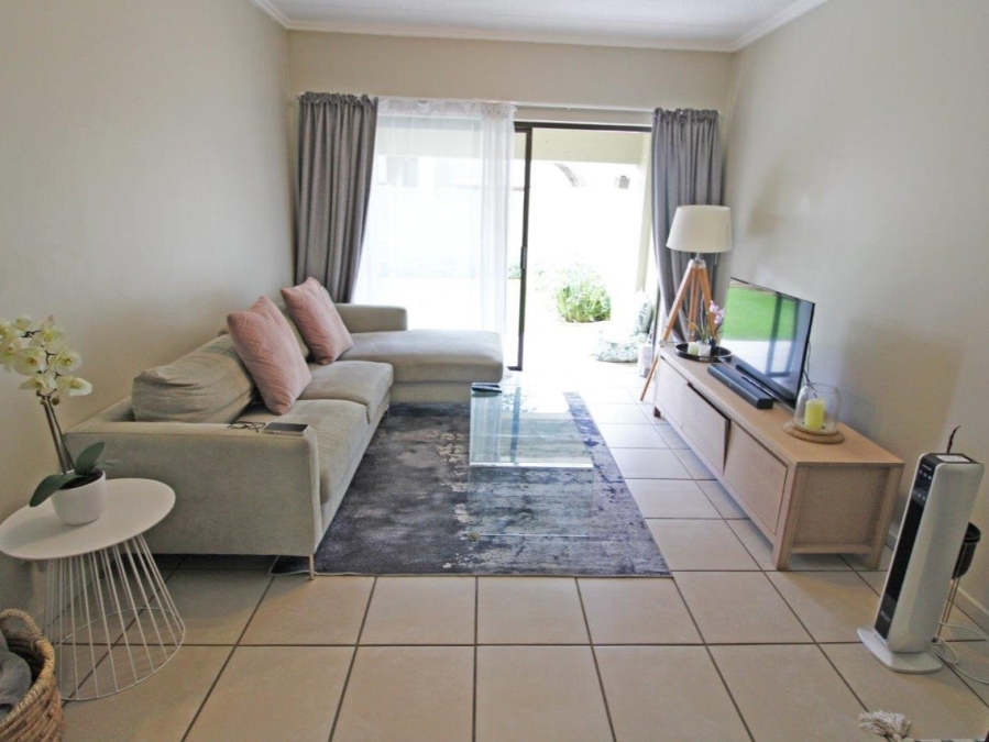 To Let 1 Bedroom Property for Rent in Bryanston Gauteng