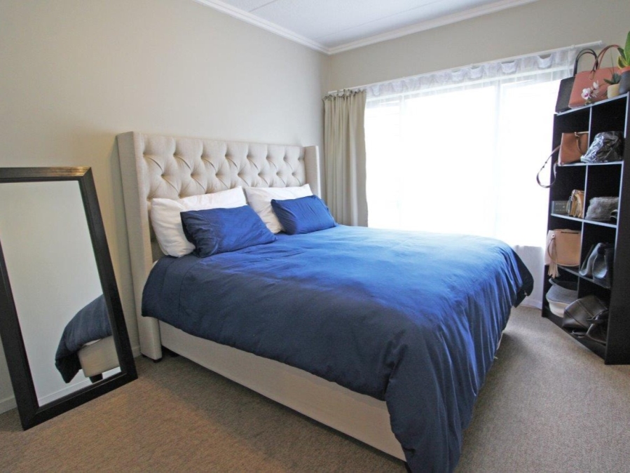 To Let 1 Bedroom Property for Rent in Bryanston Gauteng