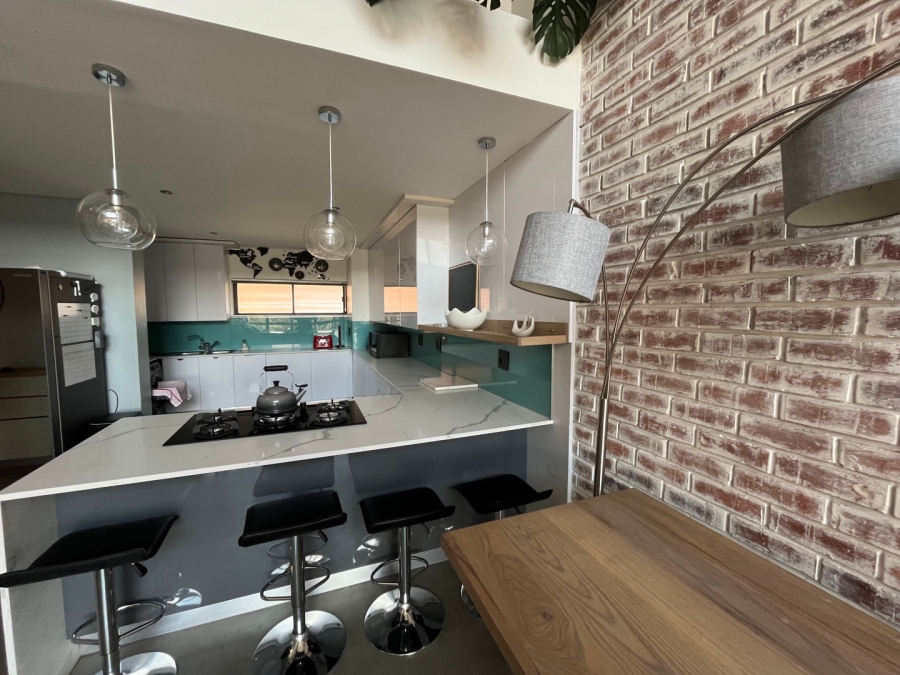 To Let 3 Bedroom Property for Rent in Atholl Gauteng