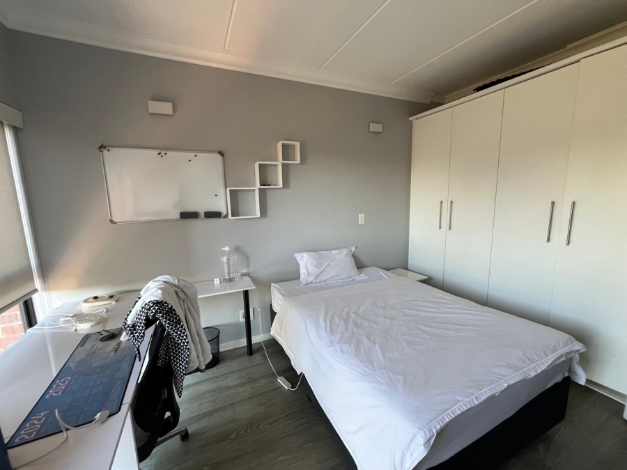 To Let 3 Bedroom Property for Rent in Atholl Gauteng