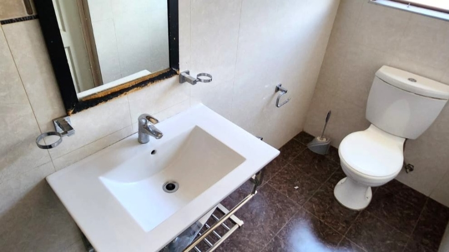 12 Bedroom Property for Sale in Winchester Hills Gauteng