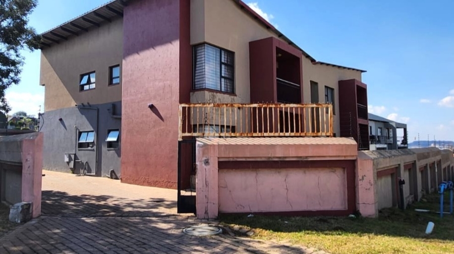 12 Bedroom Property for Sale in Winchester Hills Gauteng