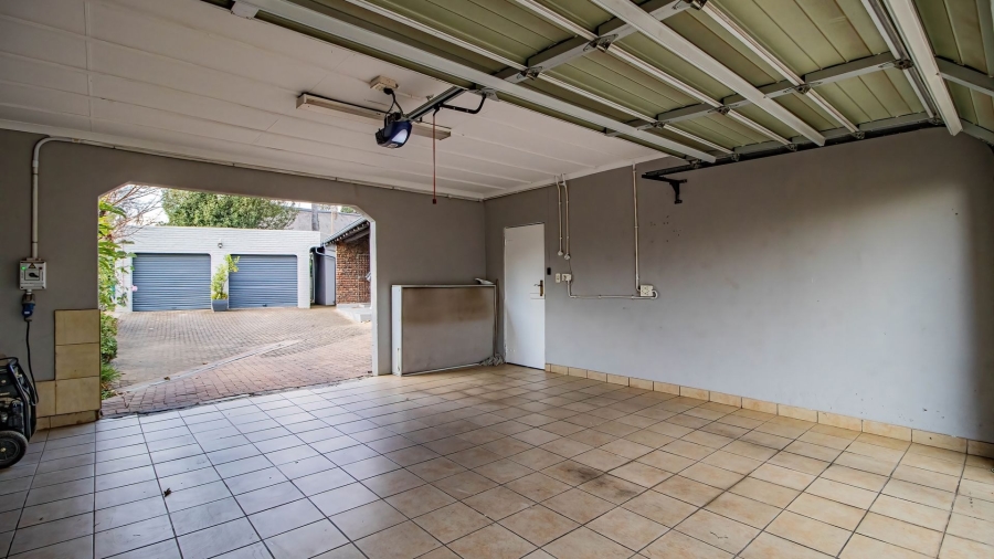 4 Bedroom Property for Sale in Farrarmere Gauteng