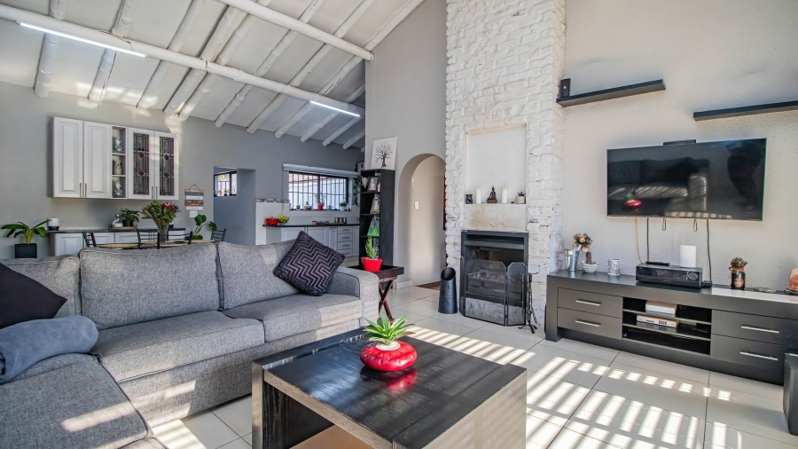 4 Bedroom Property for Sale in Farrarmere Gauteng