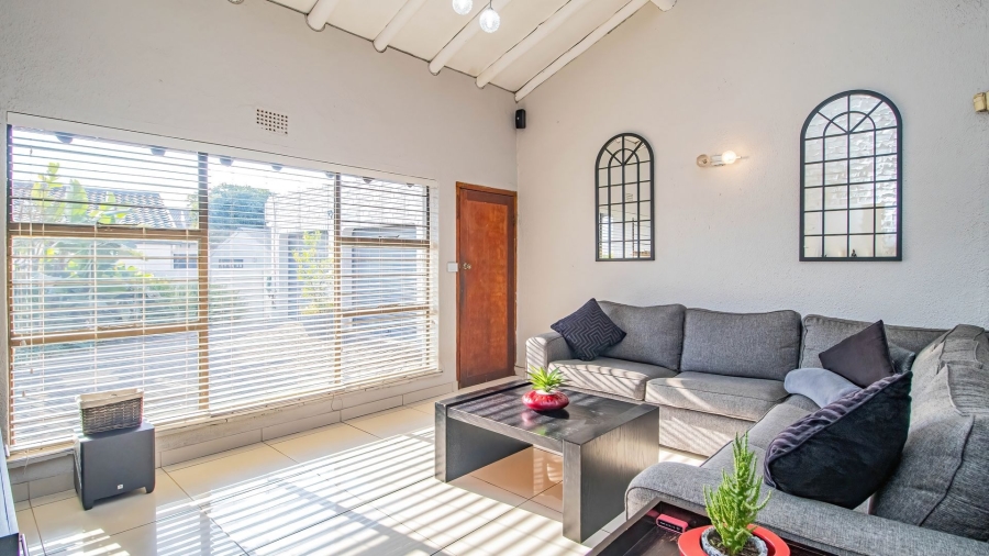 4 Bedroom Property for Sale in Farrarmere Gauteng