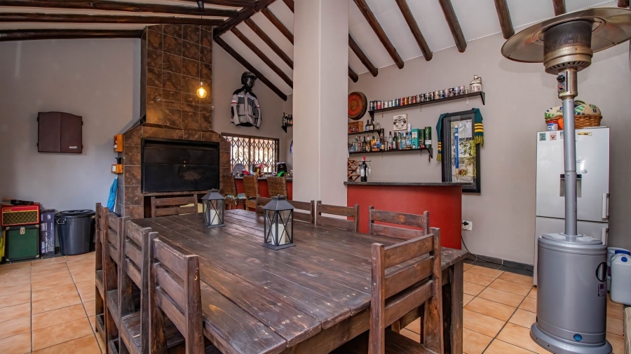 4 Bedroom Property for Sale in Farrarmere Gauteng