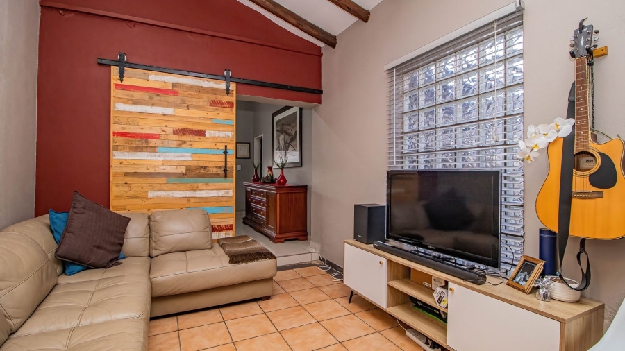 4 Bedroom Property for Sale in Farrarmere Gauteng